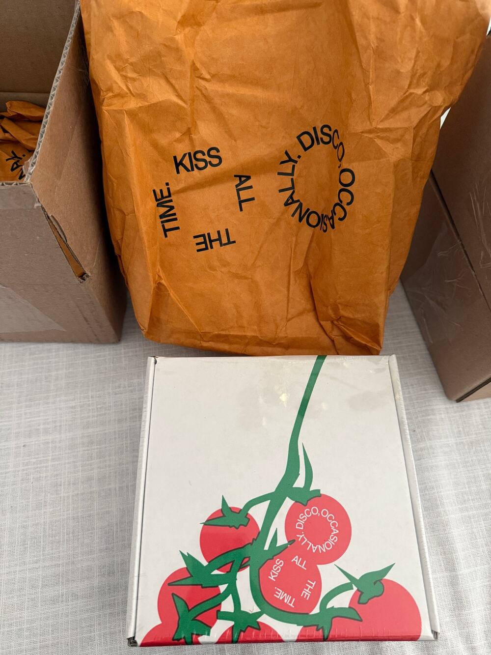 Harry Styles NIB | KISS ALL THE TIME Tea towel , egg timer, bag POMODORO BOX SET